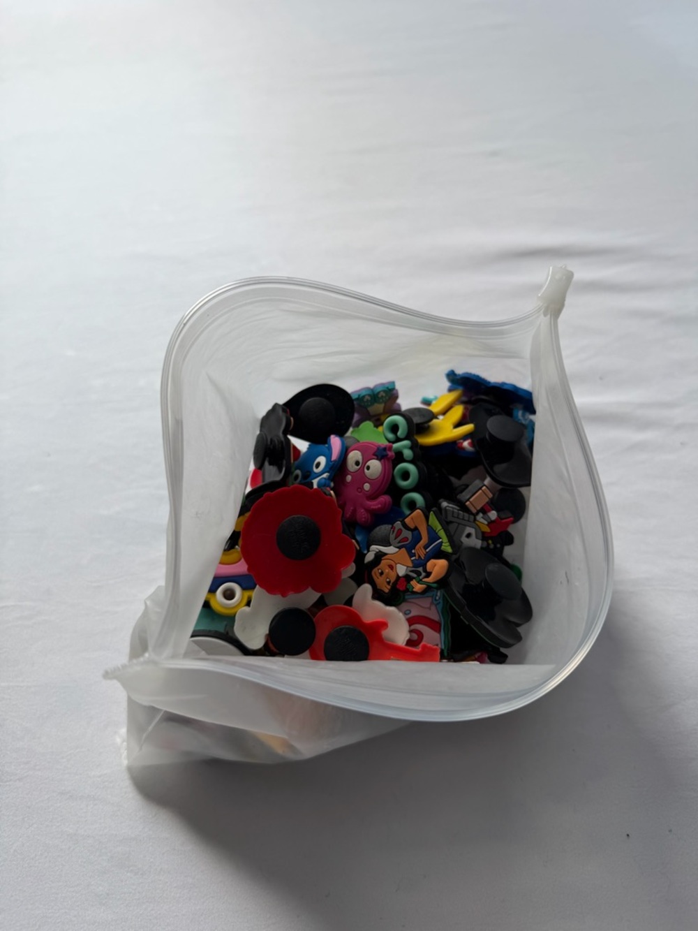 Crocs Jibbits - Picture 3 of 3